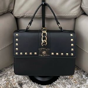 NEW BADGLEY MISCHKA BLACK GOLD CHAIN STUDS TURN LOCK CROSSBODY HANDBAG